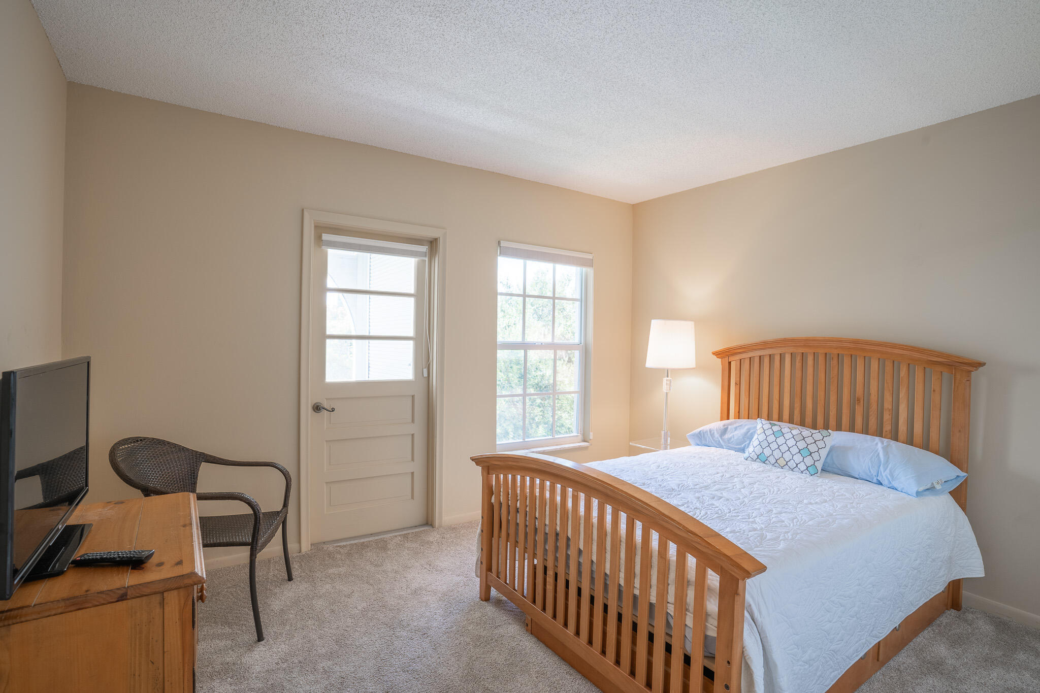 TIERRA DEL SOL CONDO - Residential Lease