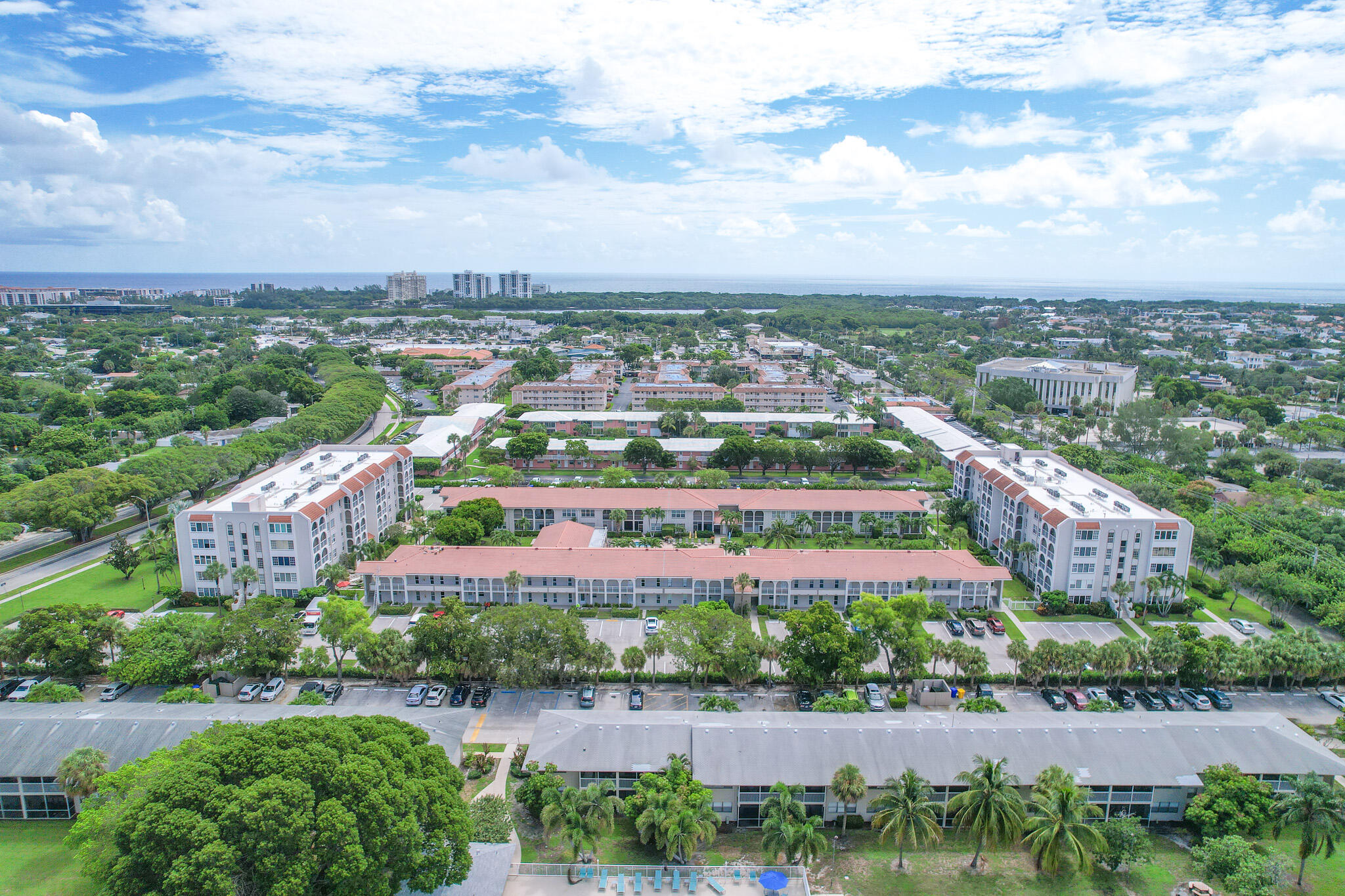 TIERRA DEL SOL CONDO - Residential Lease