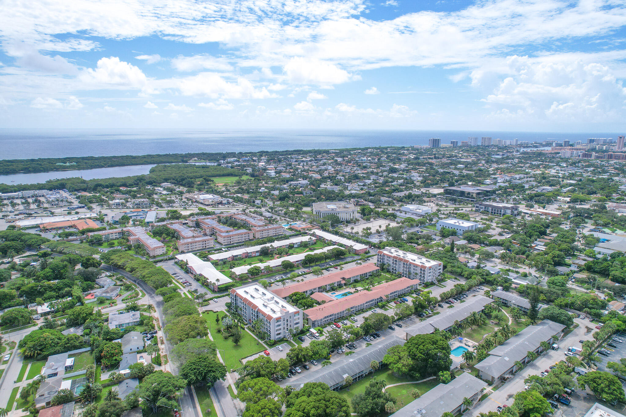 TIERRA DEL SOL CONDO - Residential Lease