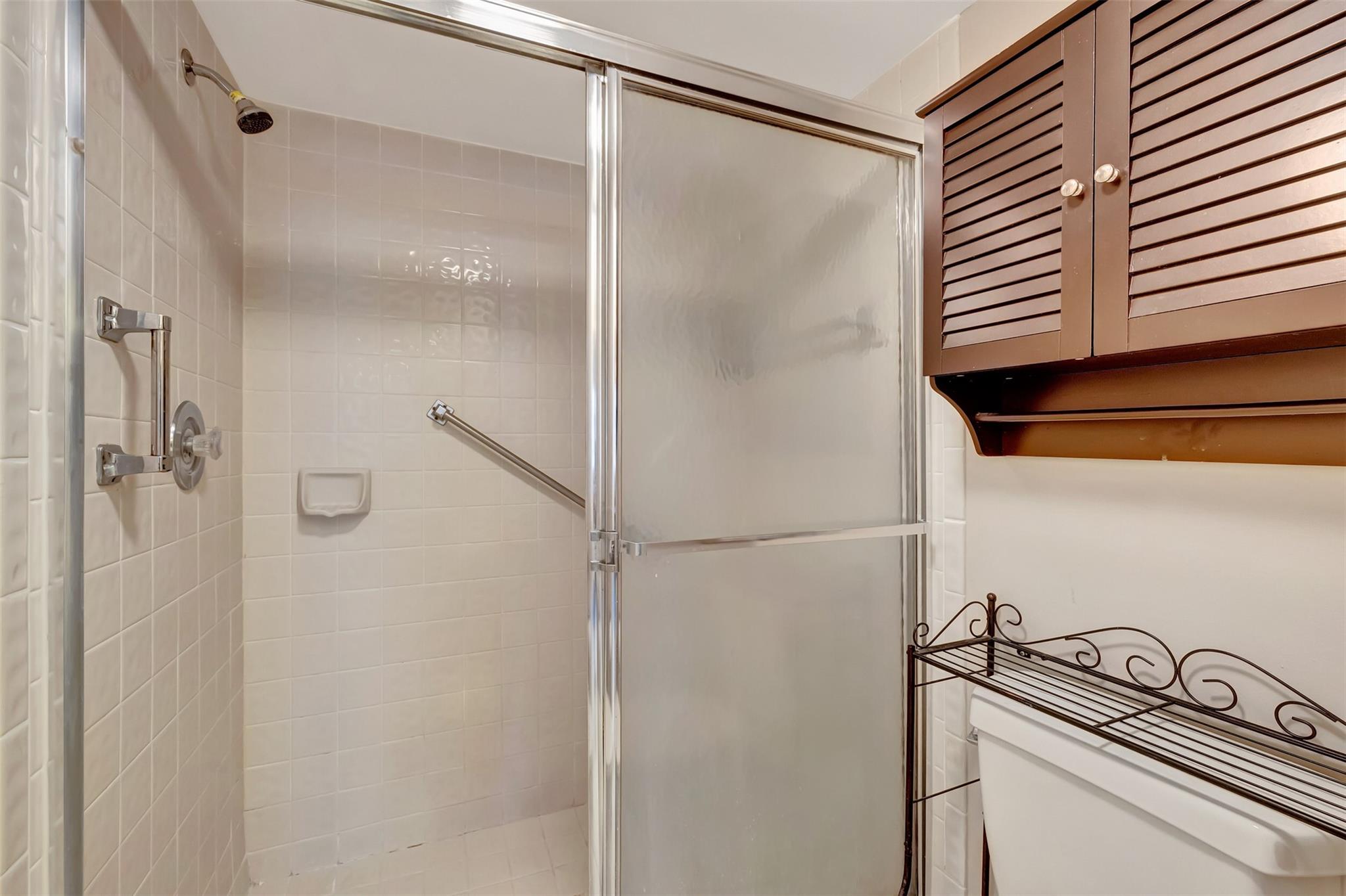 DEVON CONDOMINIUM - Residential