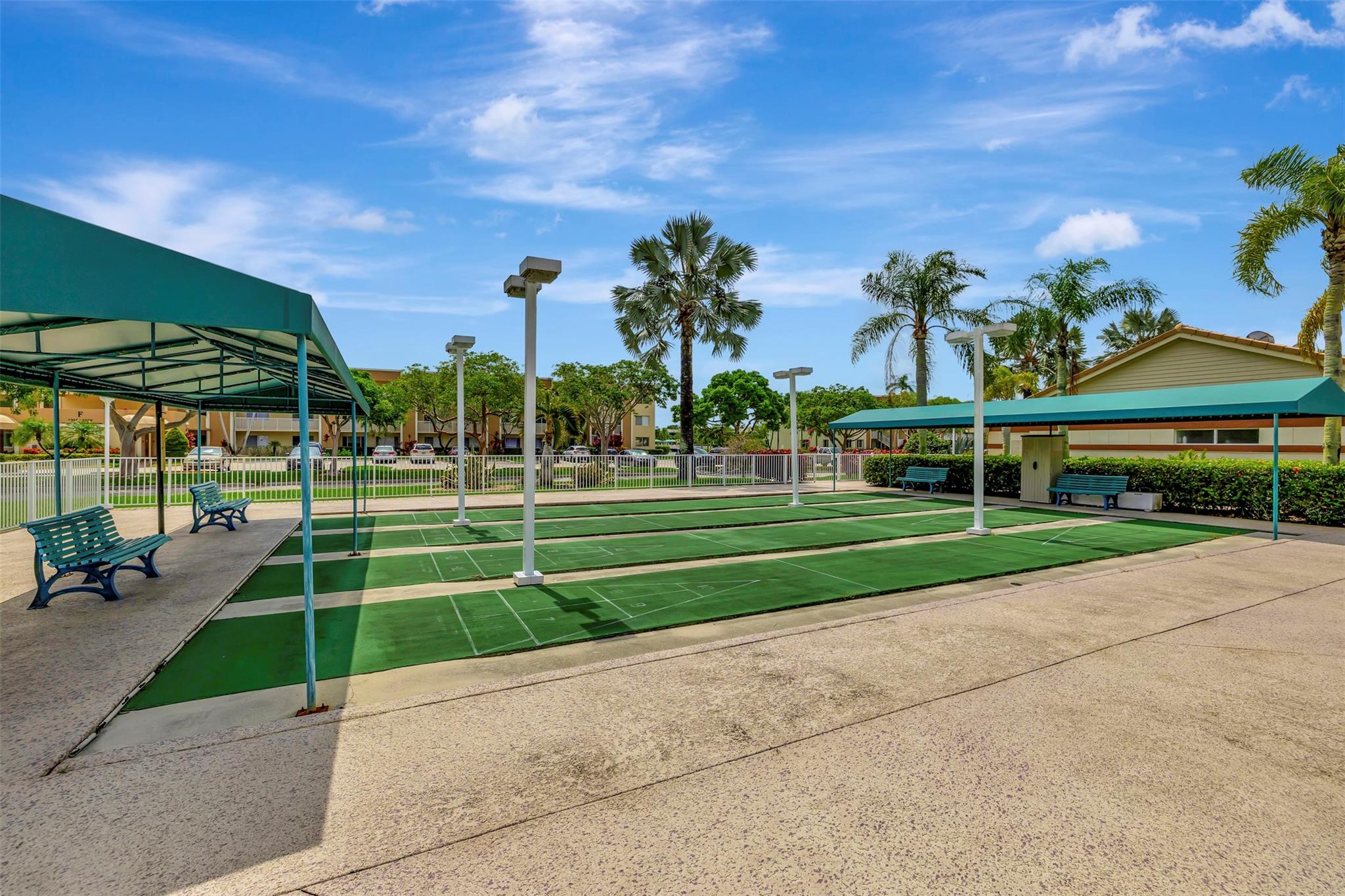 DEVON CONDOMINIUM - Residential