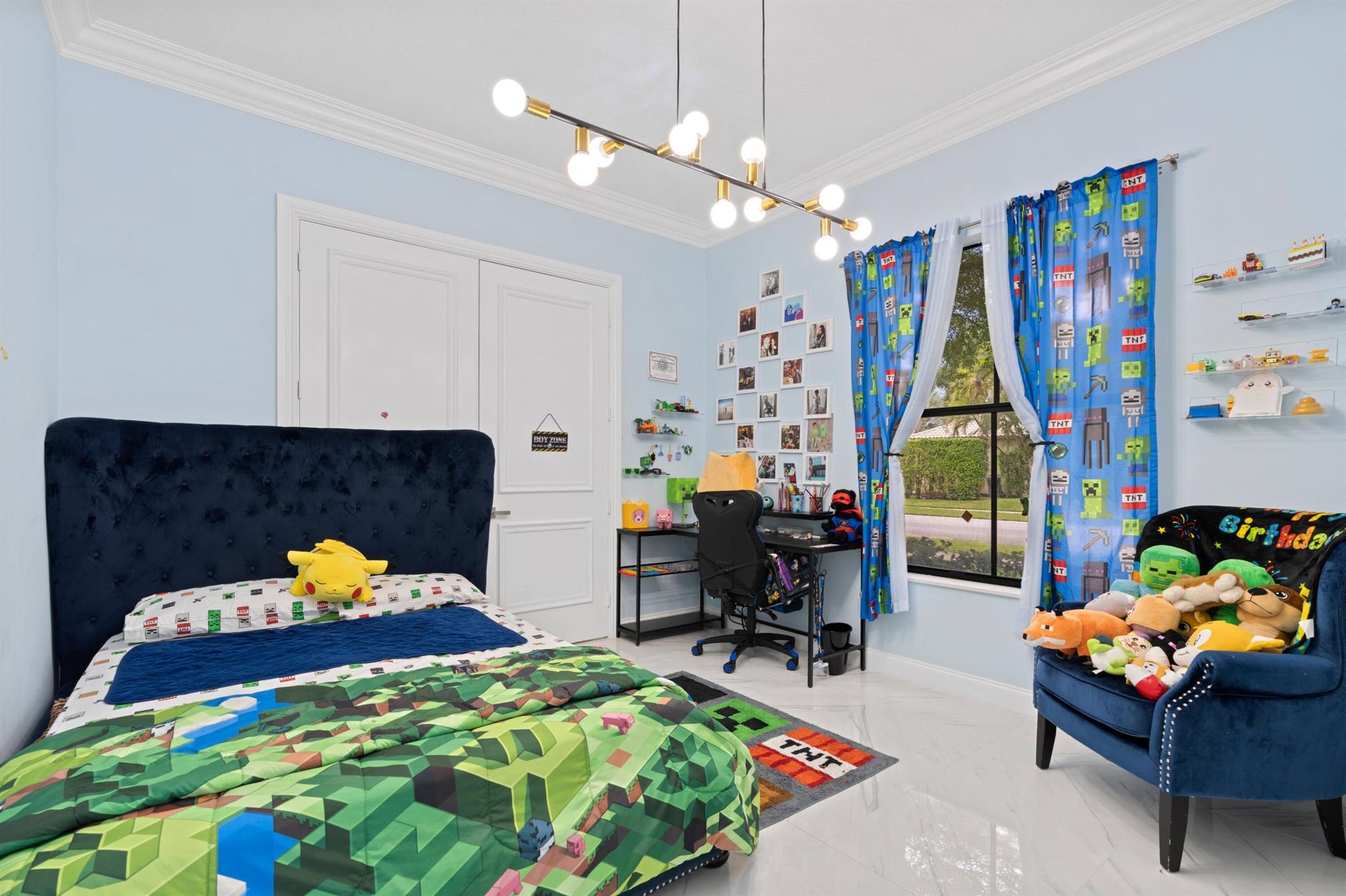 ISLES AT WELLINGTON 4 - Residential