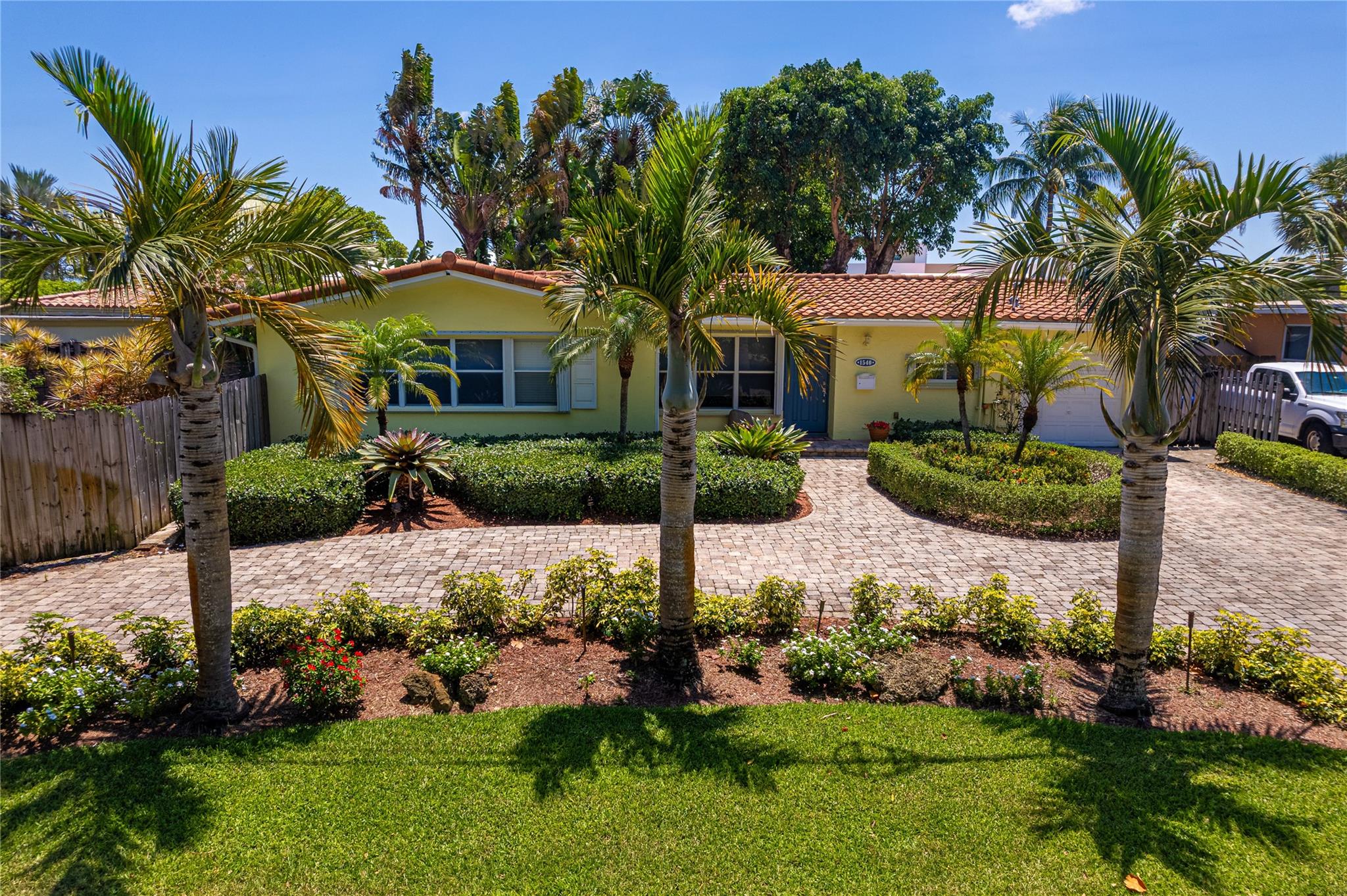 1540 SW 16th St