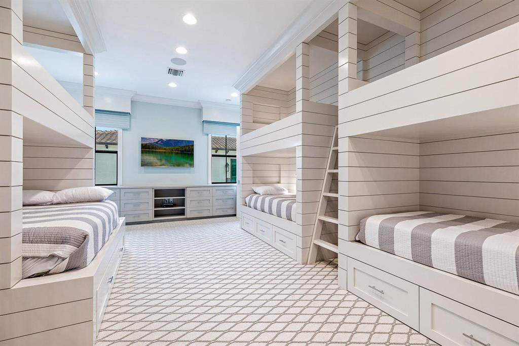 Pennock Point - Residential