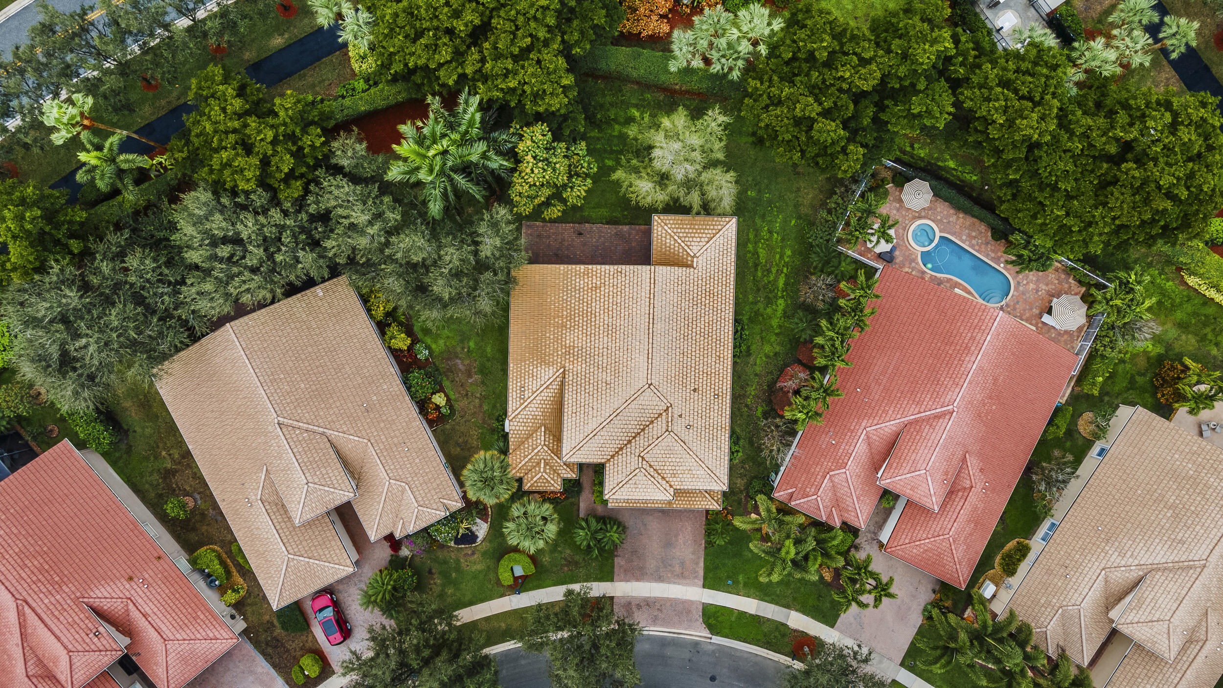 VALENCIA POINTE 1 - Residential