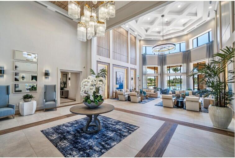 VALENCIA POINTE 1 - Residential