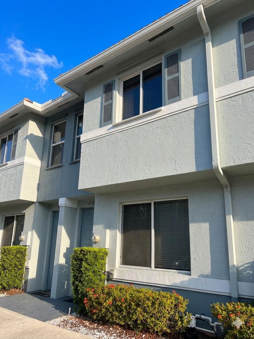 This 3/2.5 townhouse is located in the adorable gated community Sonoma Bay. Enjoy vibrant landscaping, in addition to a vast array of community amenities including 24/7 gated security, a 3,000 sq ft clubhouse, fitness center, tennis court, swimming pool, and a prime location close to all the luxuries and conveniences that Palm Beach County has to offer. Please reach out to the listing agent for showings.