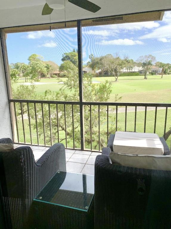 BRIARWOOD CONDO - Residential