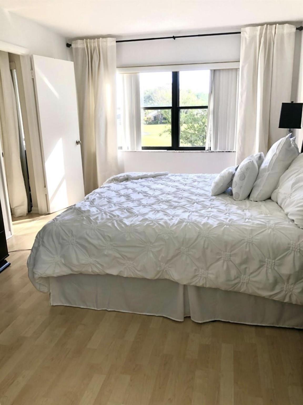 BRIARWOOD CONDO - Residential