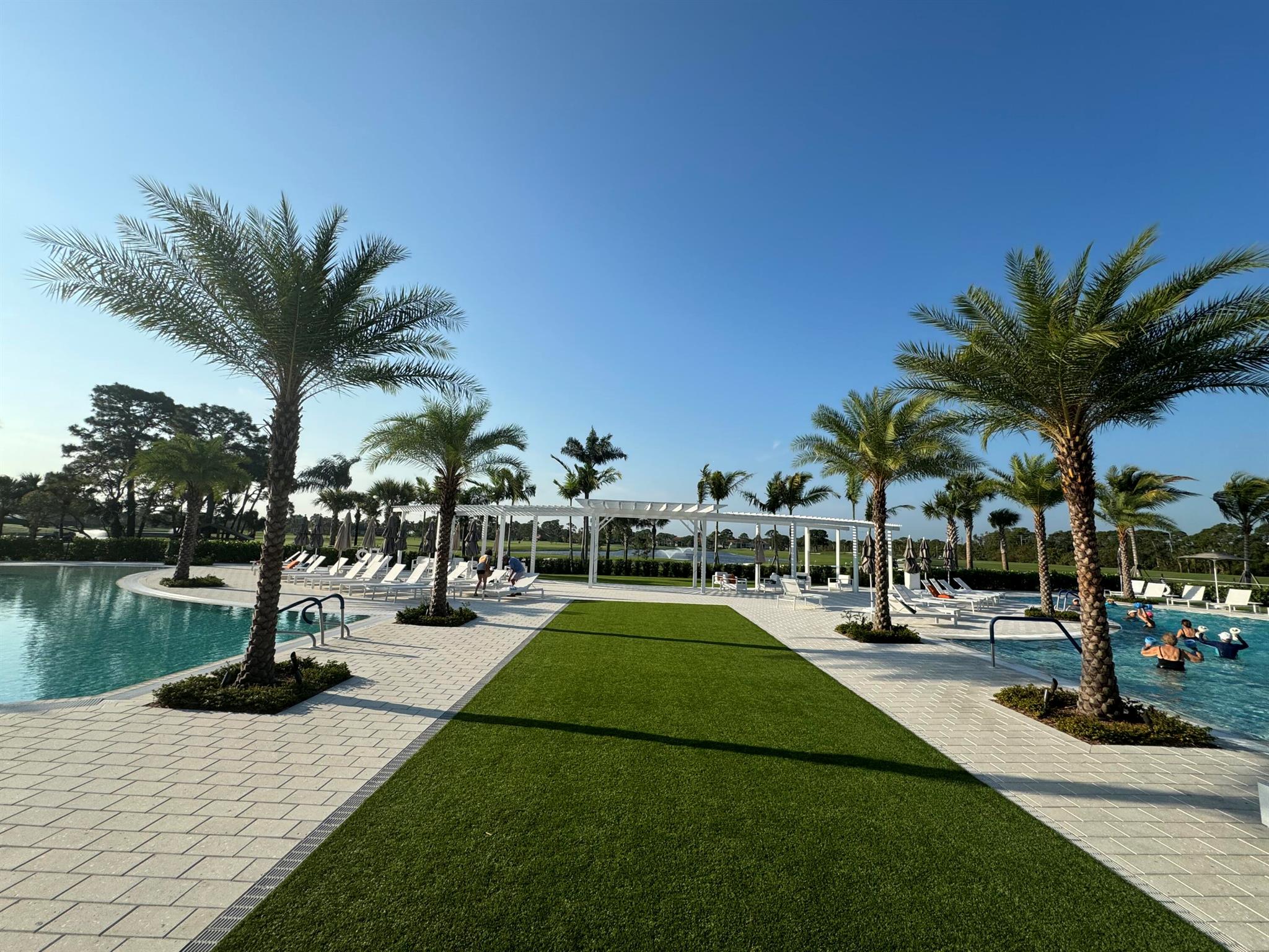 BRIARWOOD CONDO - Residential