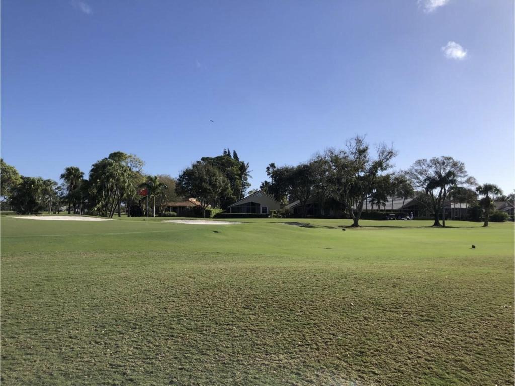 BRIARWOOD CONDO - Residential