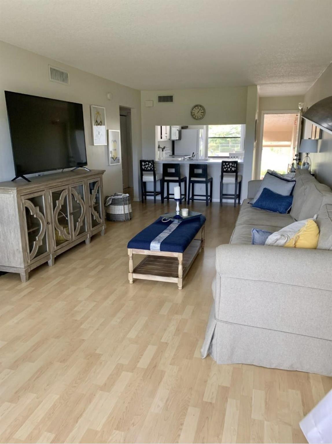 BRIARWOOD CONDO - Residential