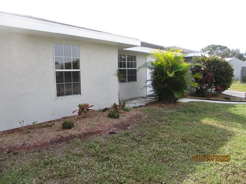 A home in Port St Lucie