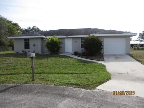 A home in Port St Lucie