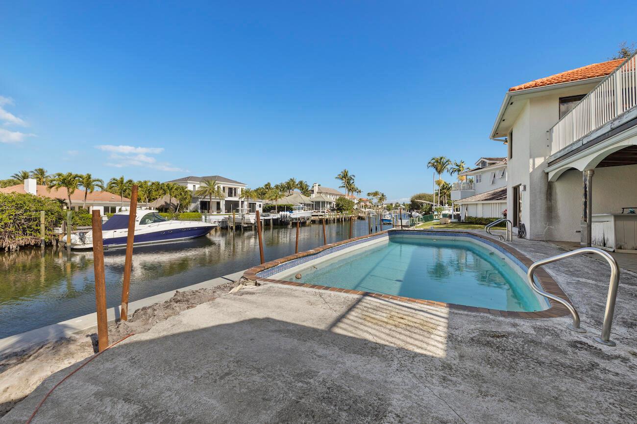 PROSPERITY BAY VILLAGE - Residential