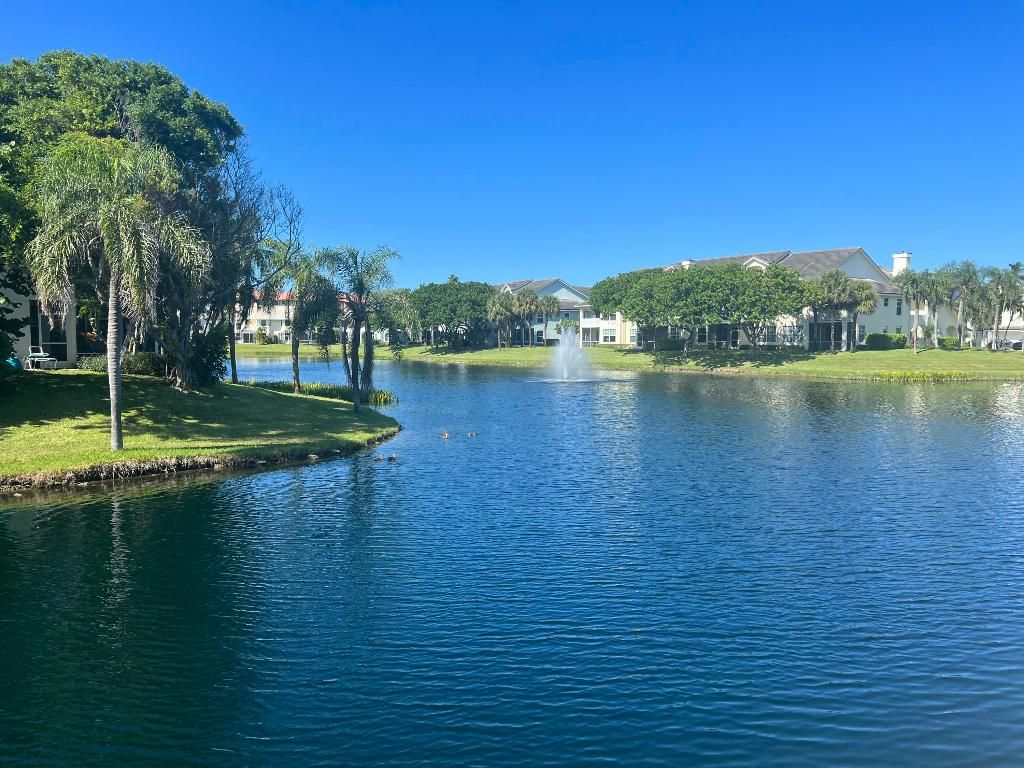 Photo of 1509 Mizzenmast Way, Jupiter, FL 33477 (MLS # R10920157)