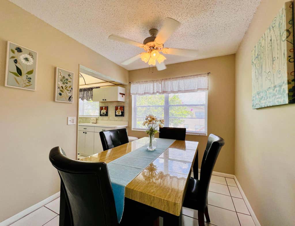Photo of 437 Chatham U, West Palm Beach, FL 33417 (MLS # B26062140)