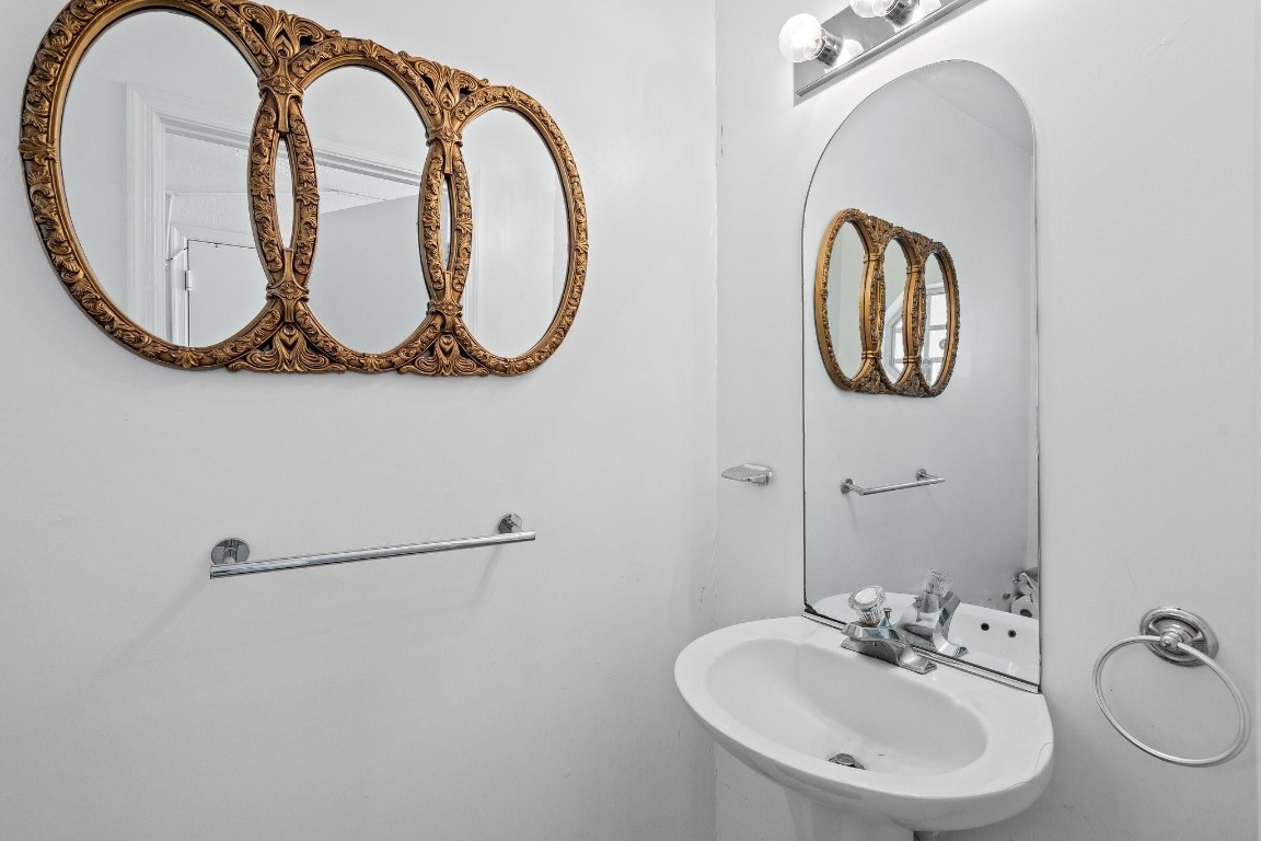 Broken Woods - Residential