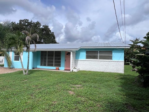 Photo of 1053 NW TERRACE Road, Stuart, FL 34994 (MLS # B26085828)