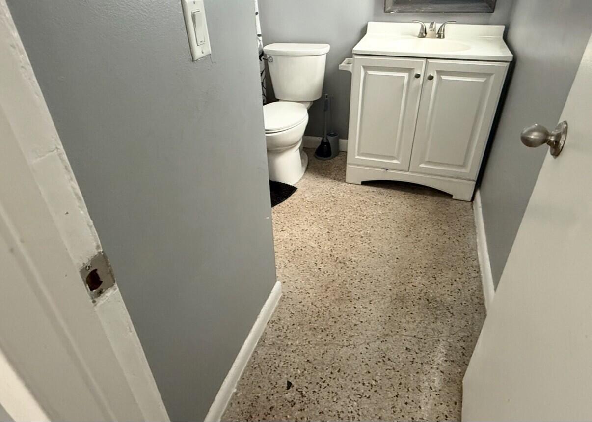 LAKE WORTH TOWN OF - Residential Lease