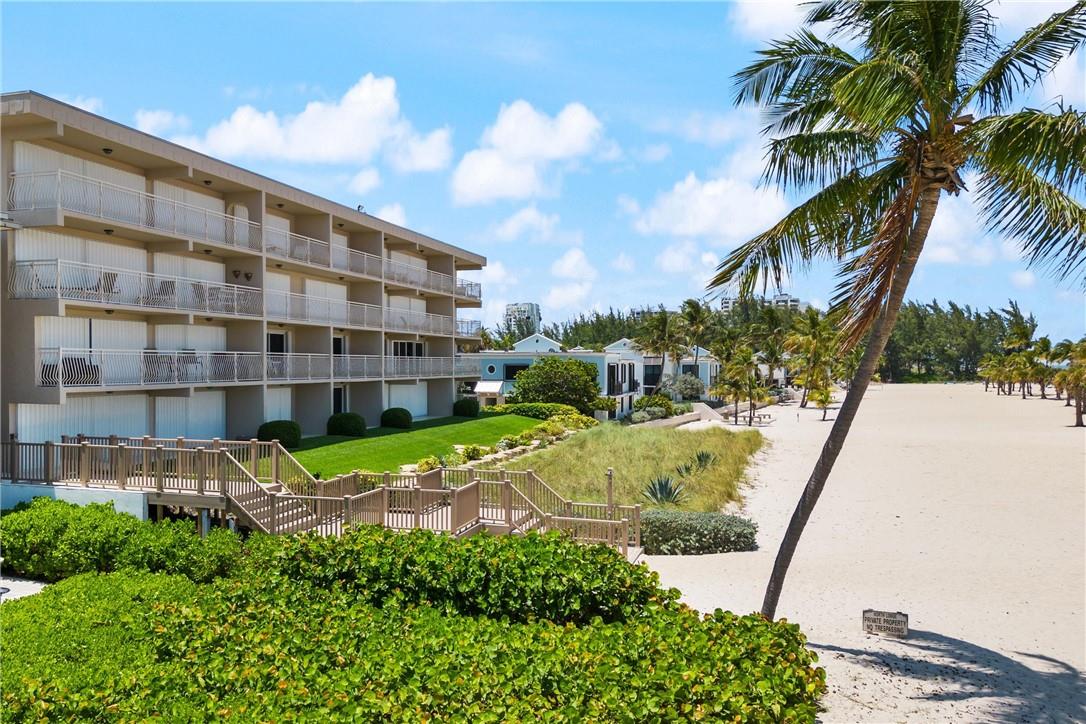 Lago Mar North Lodge - Residential