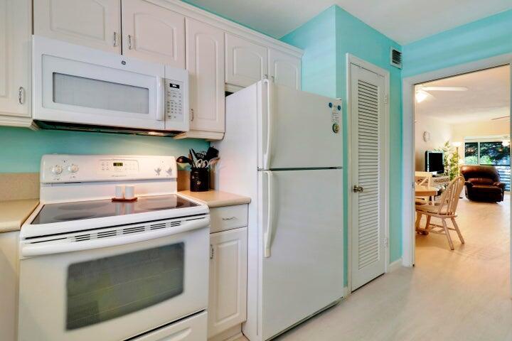 TEQUESTA GARDEN CONDO 3 - Residential Lease