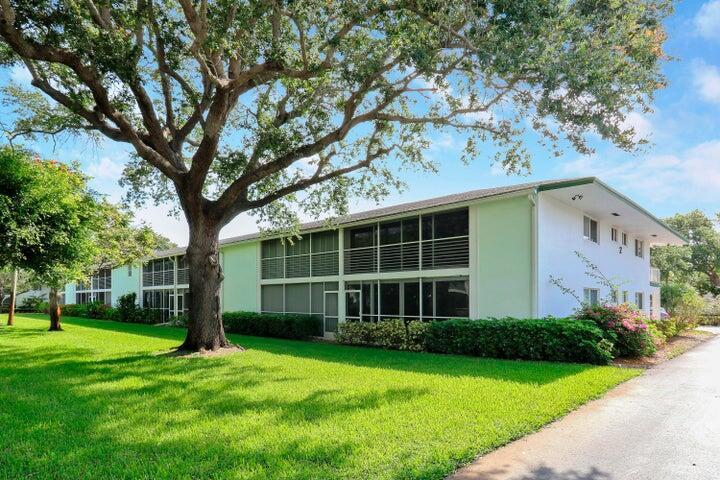 TEQUESTA GARDEN CONDO 3 - Residential Lease