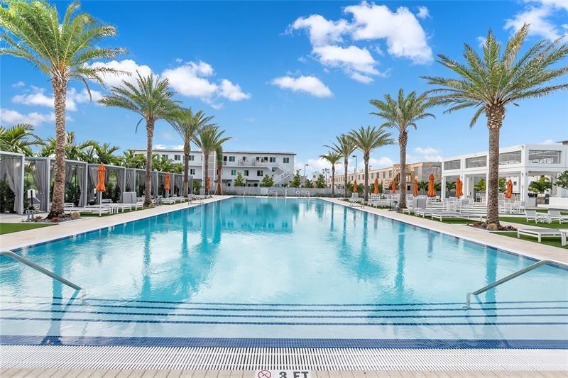 LANDMARK AT DORAL - Residential