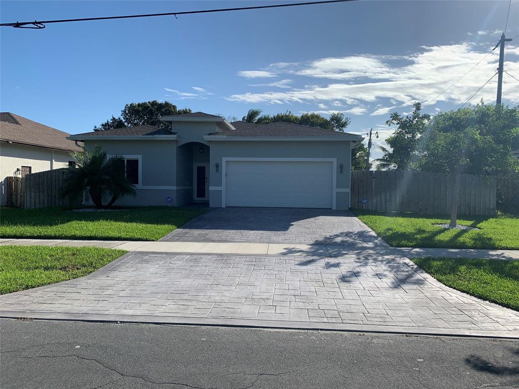 Photo of 434 NW 21st Avenue, Pompano Beach, FL 33069 (MLS # B26022297)