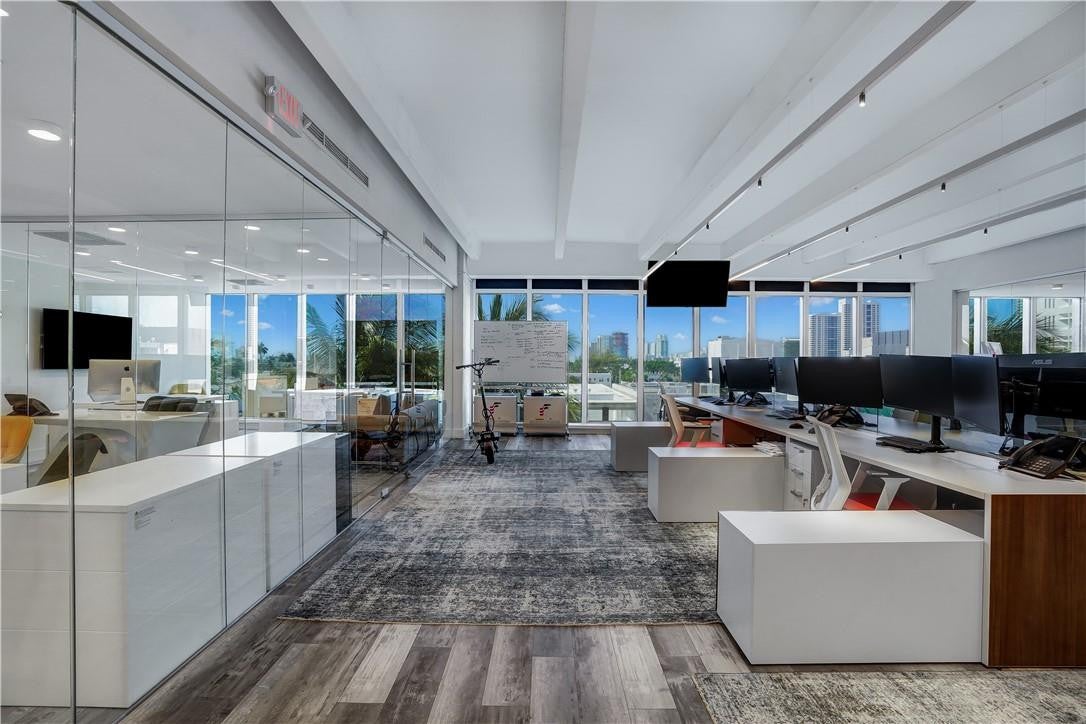 1680 Michigan Avenue 817,K-P