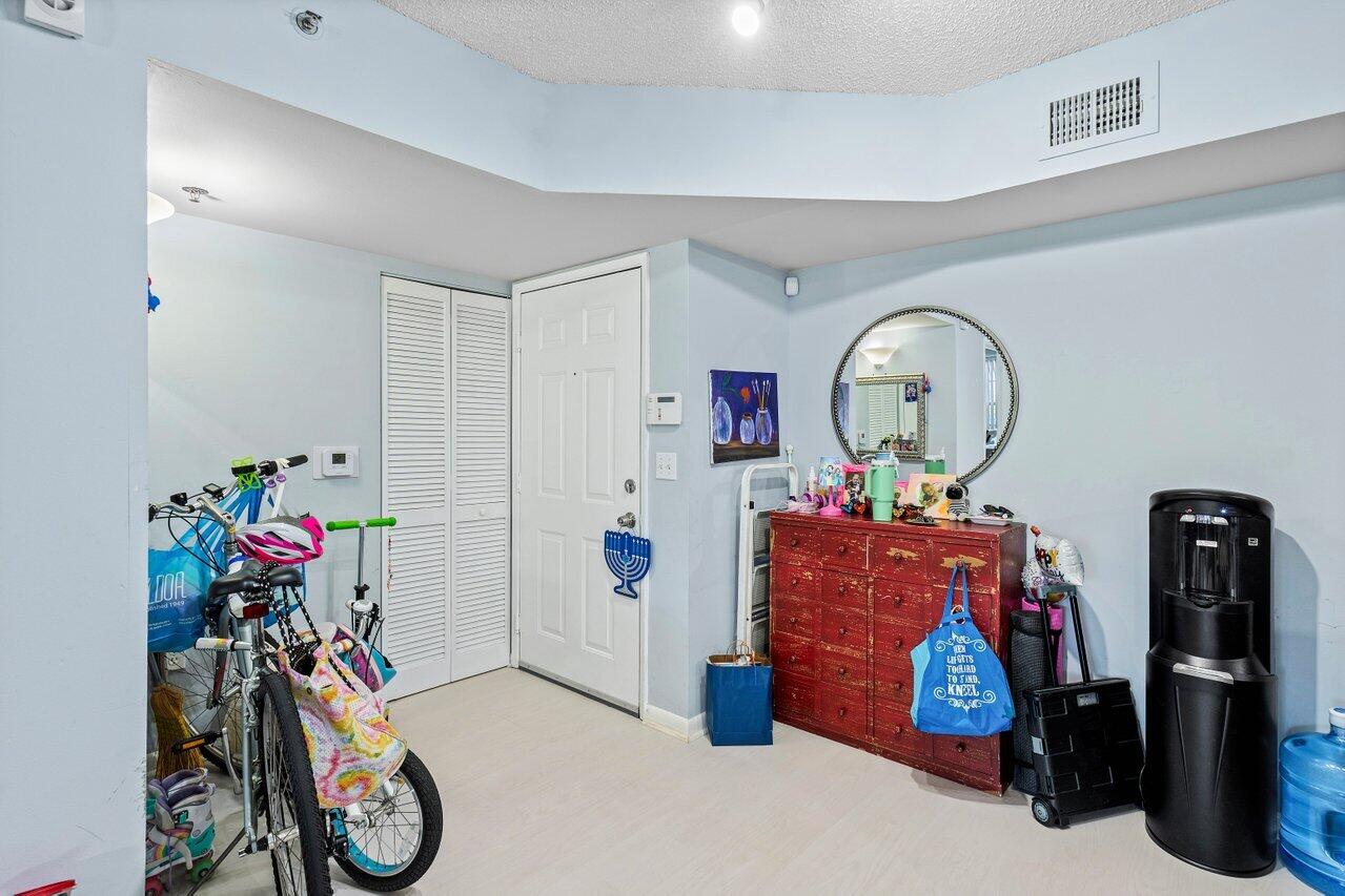 BOCAR CONDO - Residential