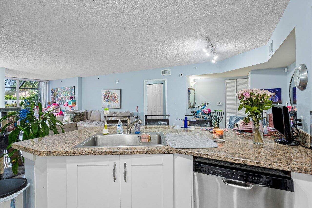 BOCAR CONDO - Residential