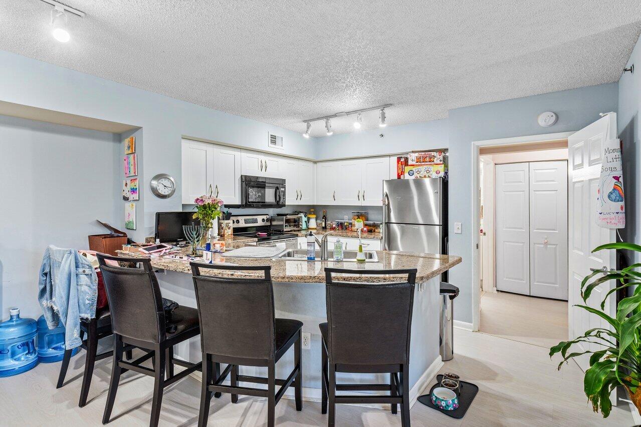 BOCAR CONDO - Residential