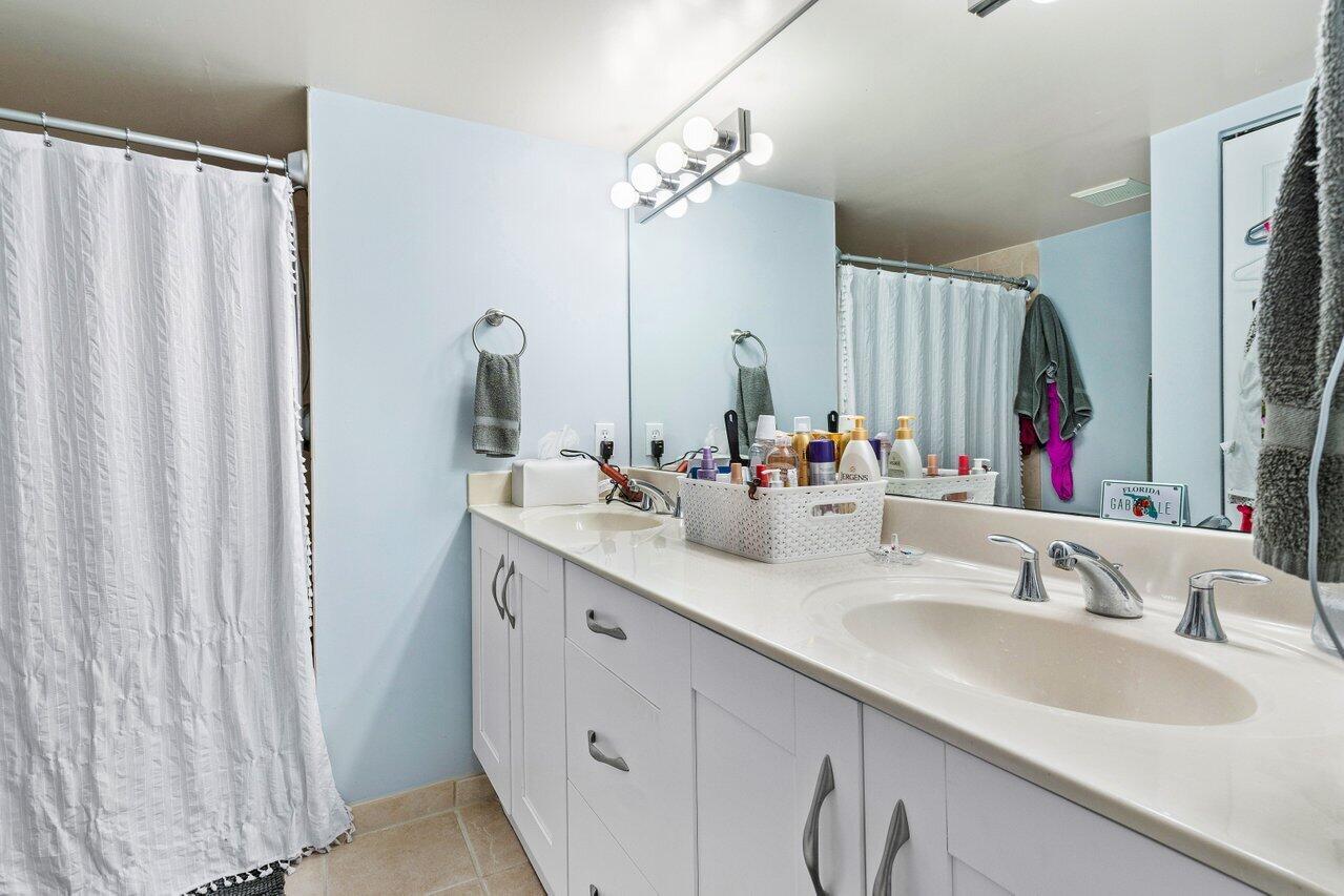 BOCAR CONDO - Residential