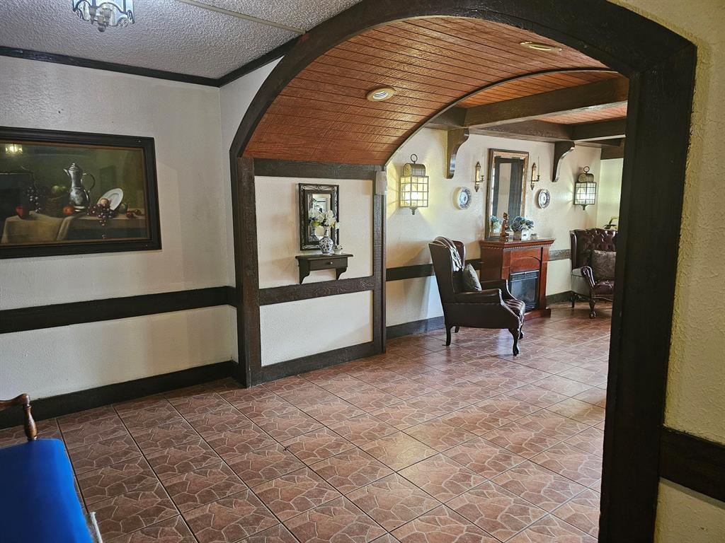 3750 Inverrary Dr 2Z