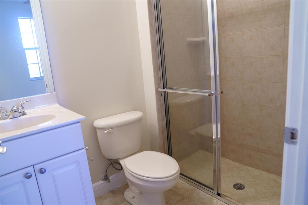 COURTYARDS OF LAKE WORTH - Residential Lease