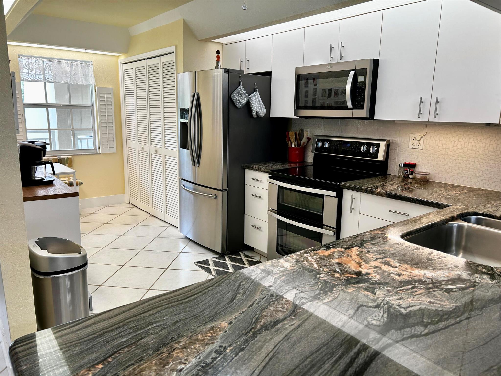 3165 NE 48th Court 211