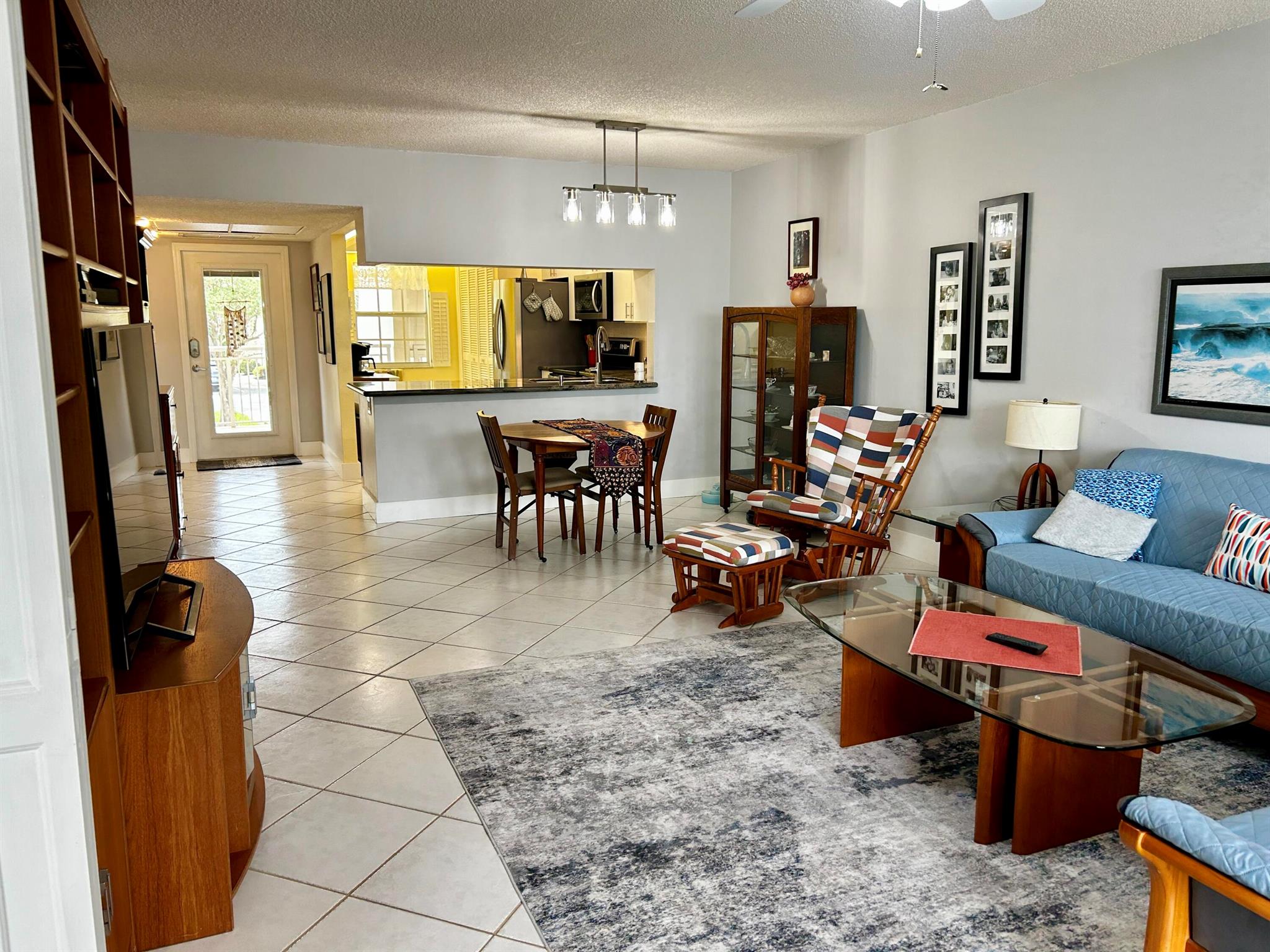Pride of ownership is beaming throughout this turn-key two bedroom / two bathroom waterfront Garden Villa condo. Perfectly positioned on the second floor for golden afternoon sunsets, this impeccibly maintained and spacious unit must be seen to be appreciated. With stainless steel appliances and tasteful, modern finishes, this condo will make you feel at home with nothing left to do then to unpack your bags! Palm Aire at Coral Key is a highly sought after community along the intracoastal waterway in Lighthouse Point that has dockage available through the HOA, a resort-style, heated pool, community clubhouse and a variety of events for residents. No Pending Assessments...This unit is ready for NEW Ownership. Don't miss this opportunity to make Palm Aire your home!
