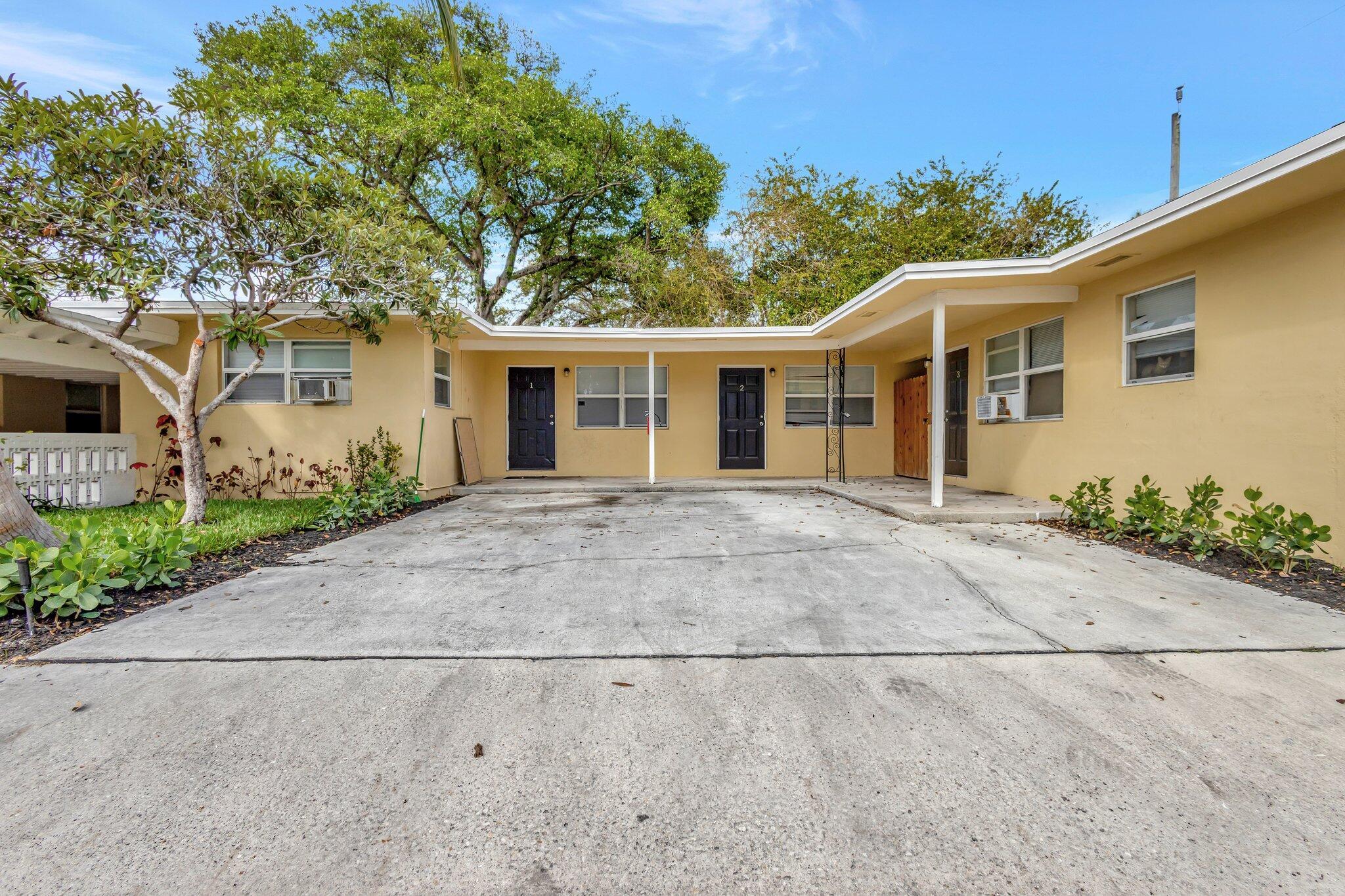 LAKE WORTH TOWN OF ADD 1 - Residential Income