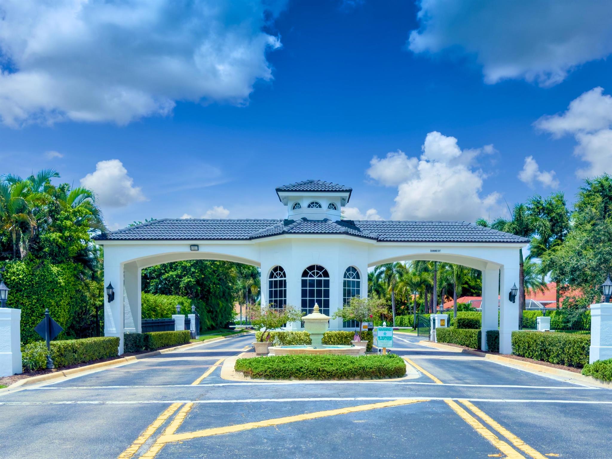 GREENVIEW COVE OF WELLINGTON - Residential