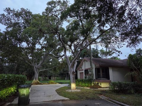 4289 Acacia Cir Coconut Creek FL 33066