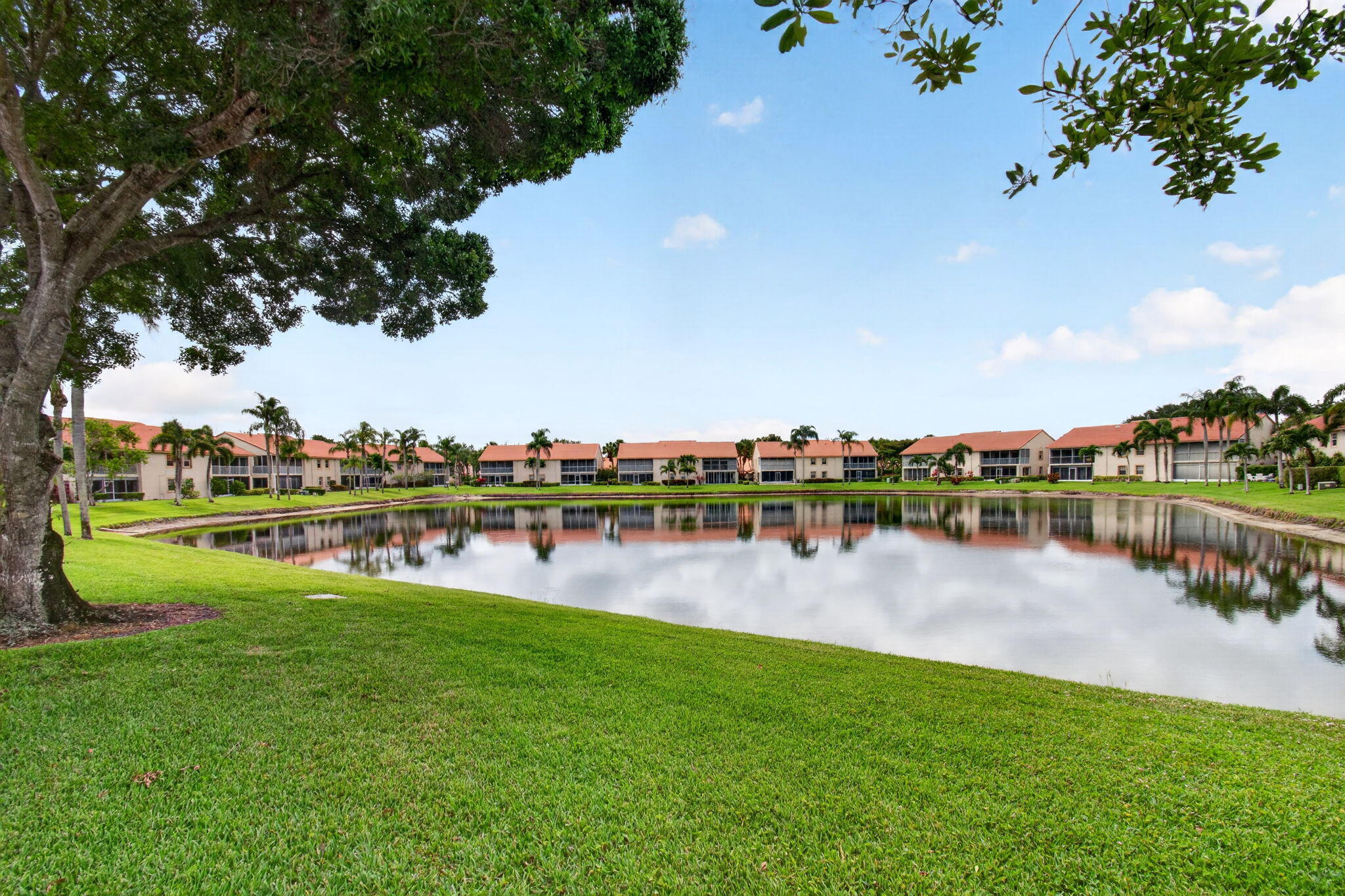 EMERALD POINTE CONDO - Residential