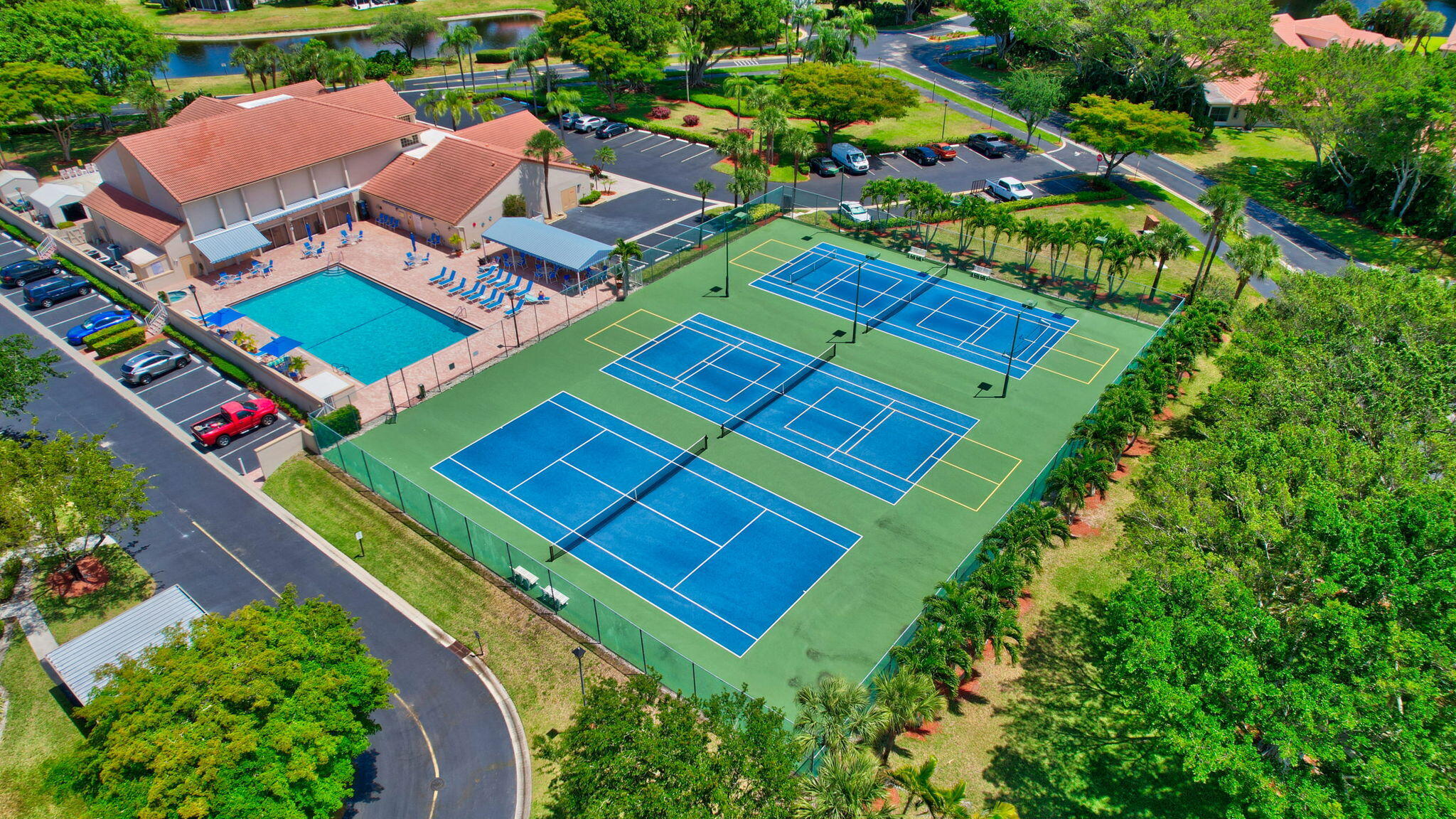 EMERALD POINTE CONDO - Residential
