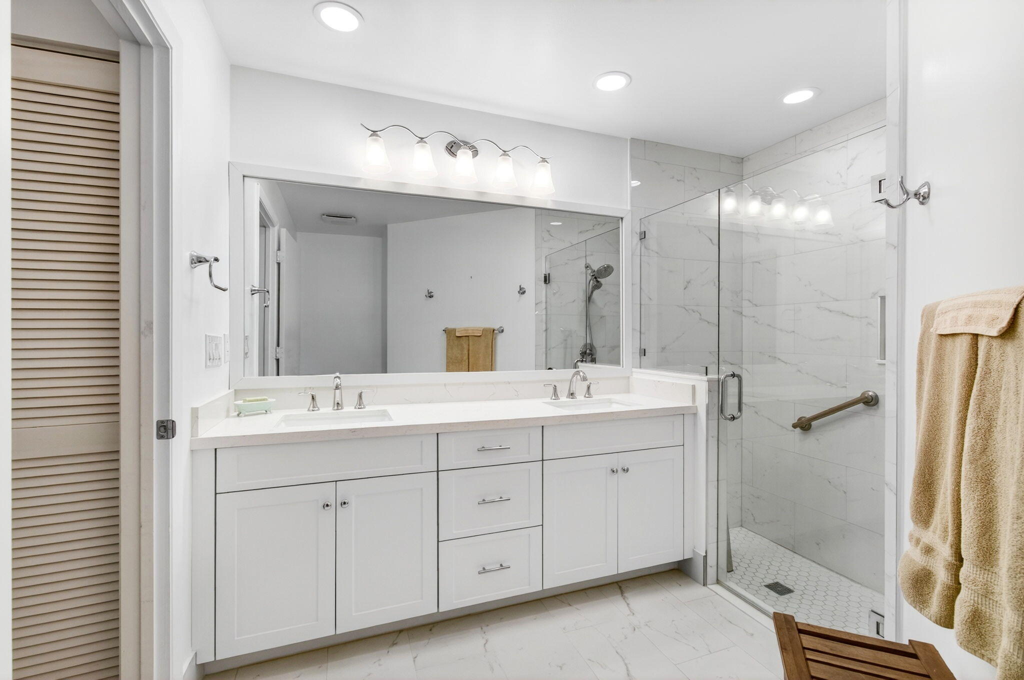 EMERALD POINTE CONDO - Residential