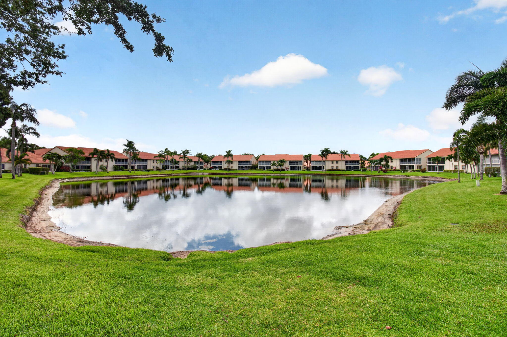EMERALD POINTE CONDO - Residential