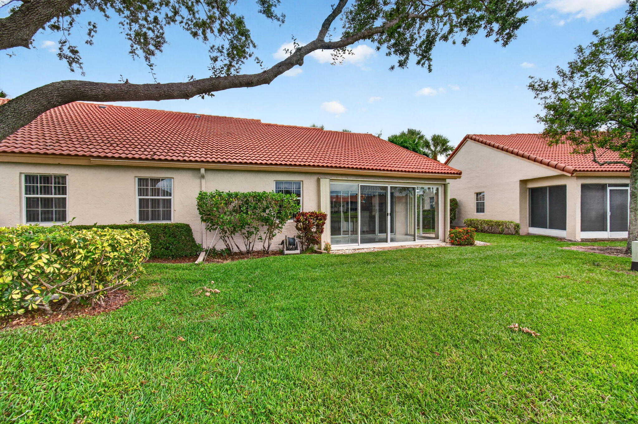EMERALD POINTE CONDO - Residential
