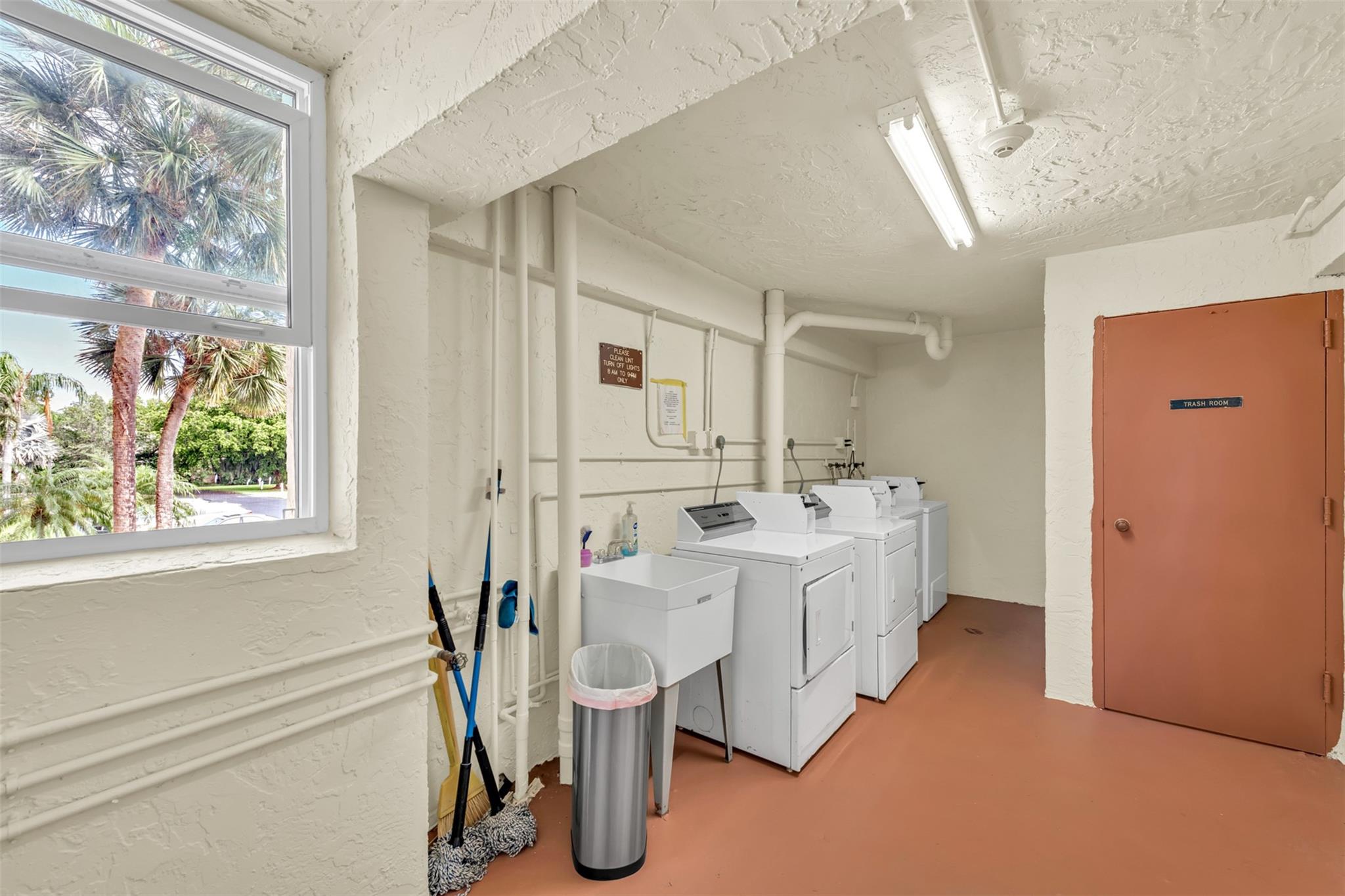 Meadowbrook Lakes - Residential