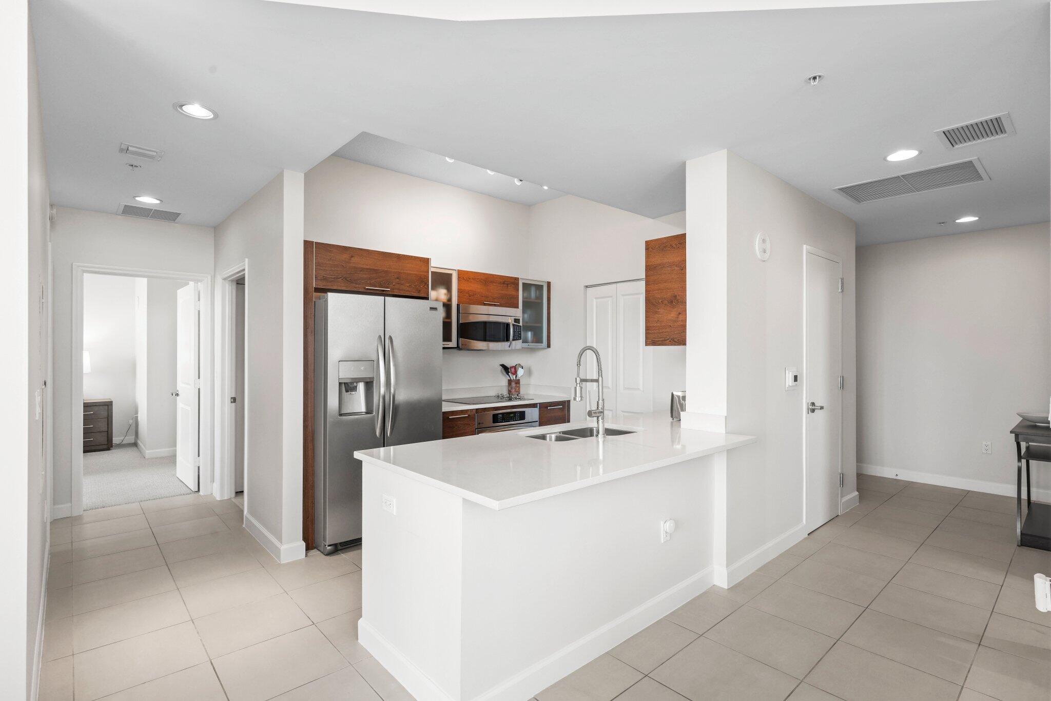 CITY PALMS CONDO - Residential