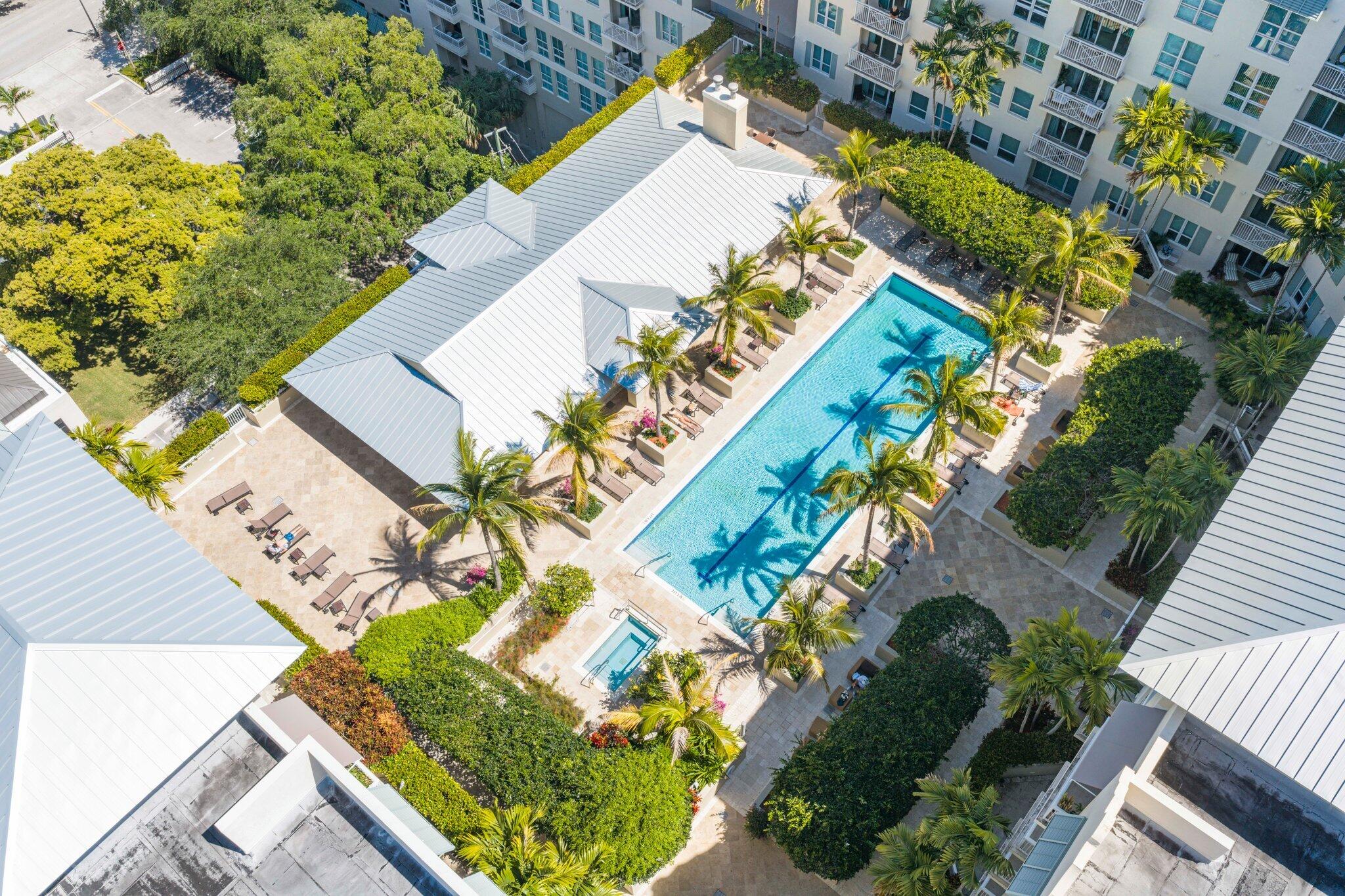 CITY PALMS CONDO - Residential