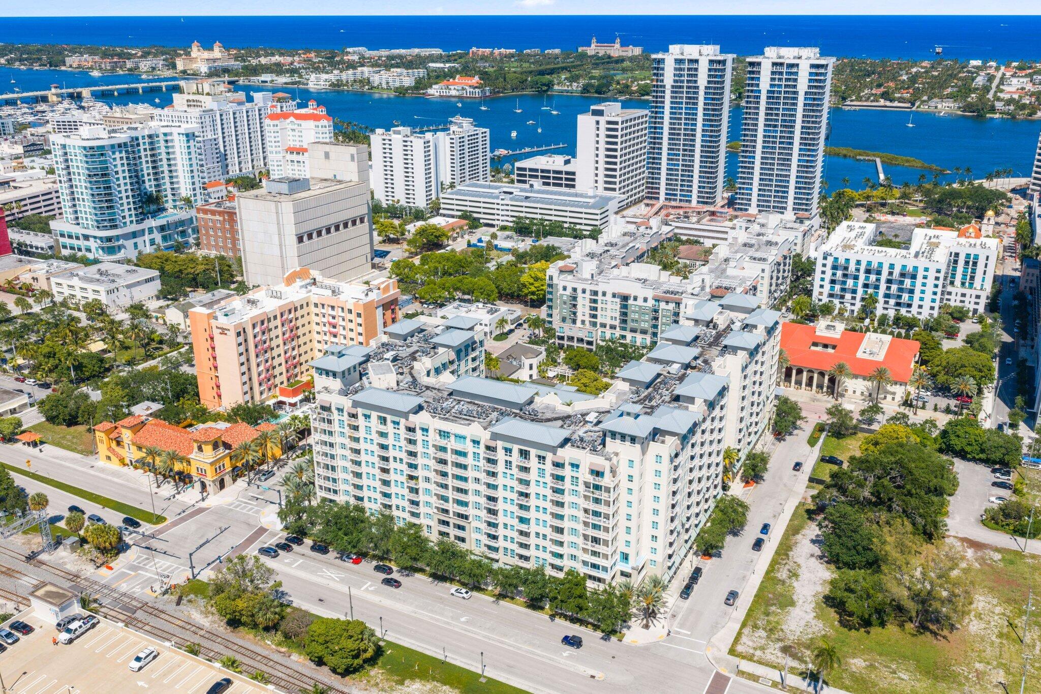 CITY PALMS CONDO - Residential